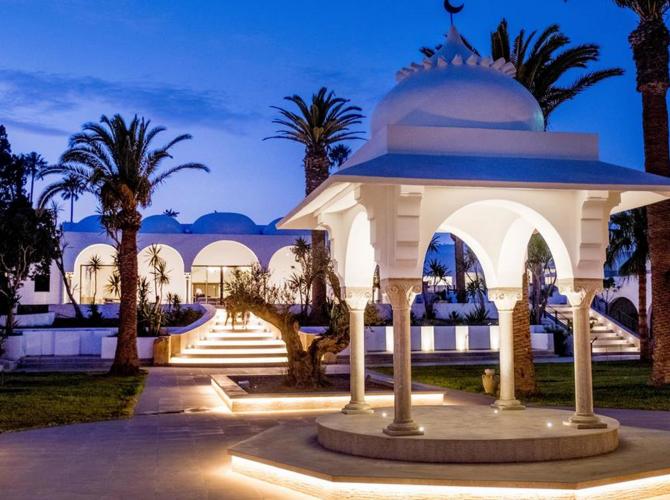 Les Orangers Garden Villas and Bungalows