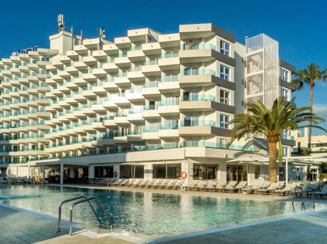 Hotel Tomir Portals Suites