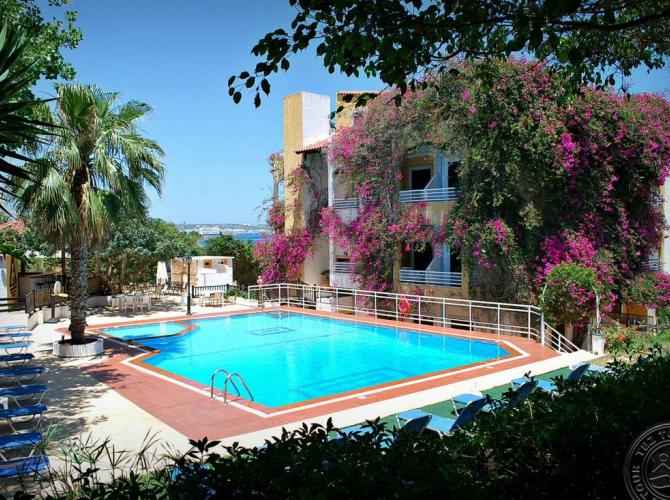 ILIOSTASI BEACH APARTMENTS