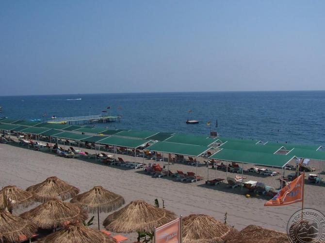 CLUB BORAN MARE BEACH