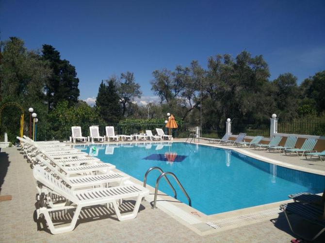 Kalypso Studios and Apartments