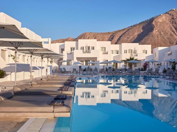 Aqua Blue Beach Hotel