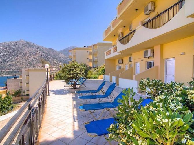 Athina Aparthotel