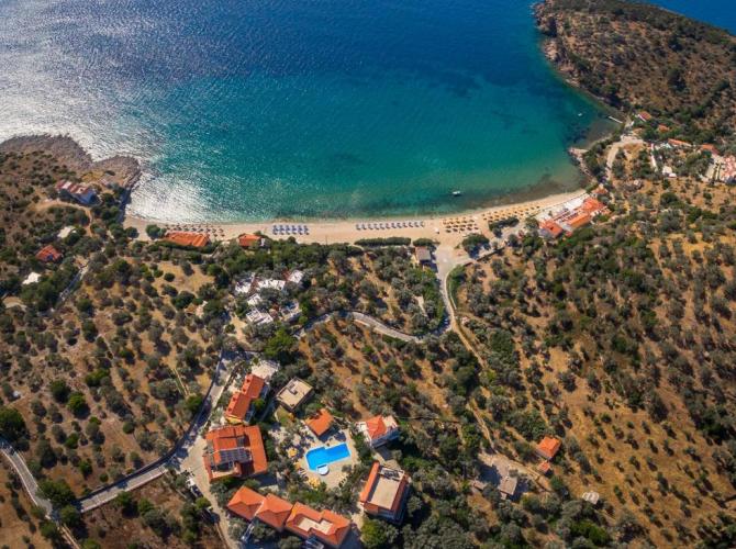 Limnionas Bay Village