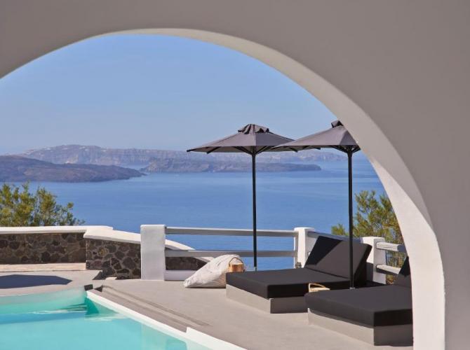 Mr and Mrs White Santorini