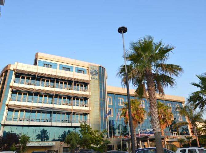 Hotel Vlora International