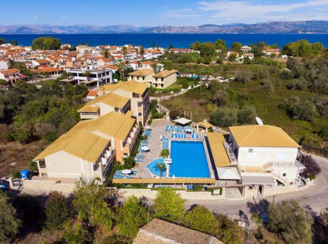 Hotel Kavos Plaza