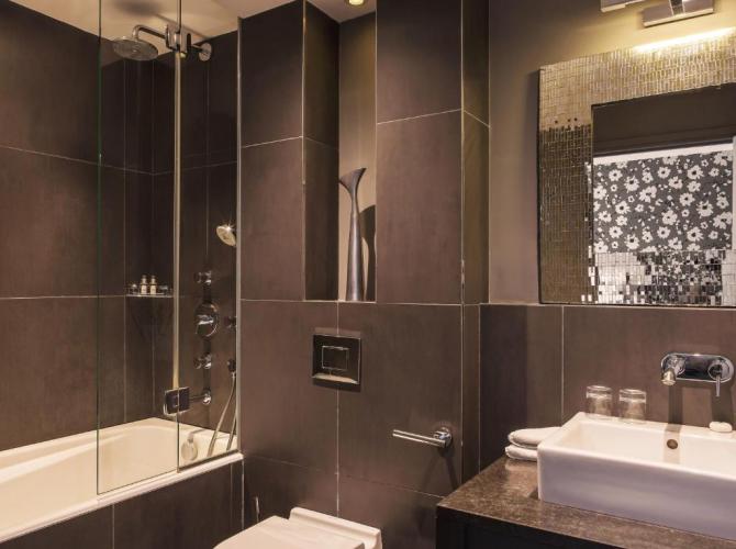 New Hotel Roblin