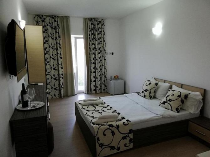 Anacris Guesthoue CMP 