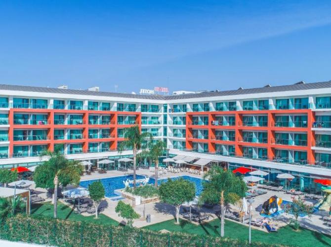 Hotel Aquashow Park