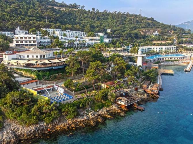 Blue Dreams Resort