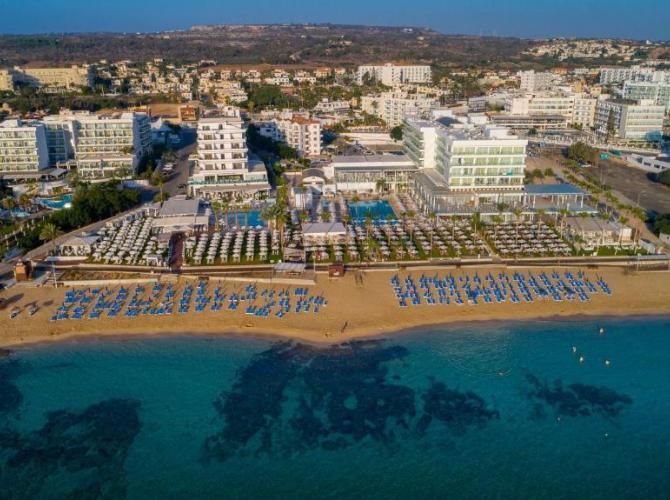 Hotel Constantinos The Great Beach