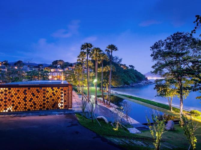 Hotel The Naka Phuket