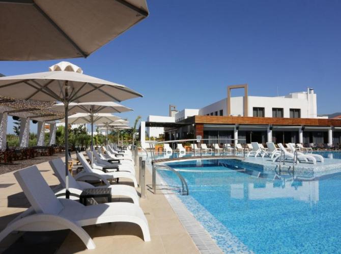 Elite City Resort