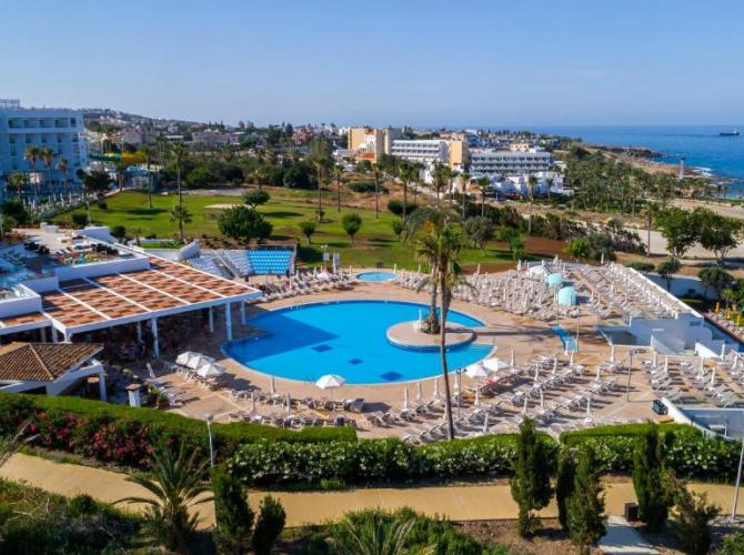 Leonardo Laura Beach & Splash Resort