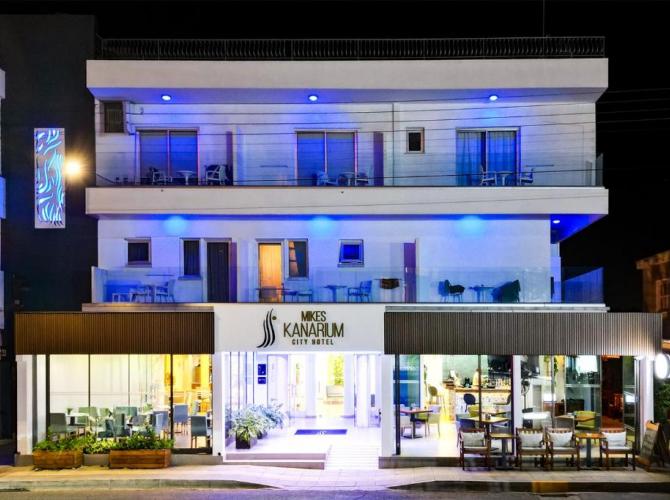 Mikes Kanarium Hotel