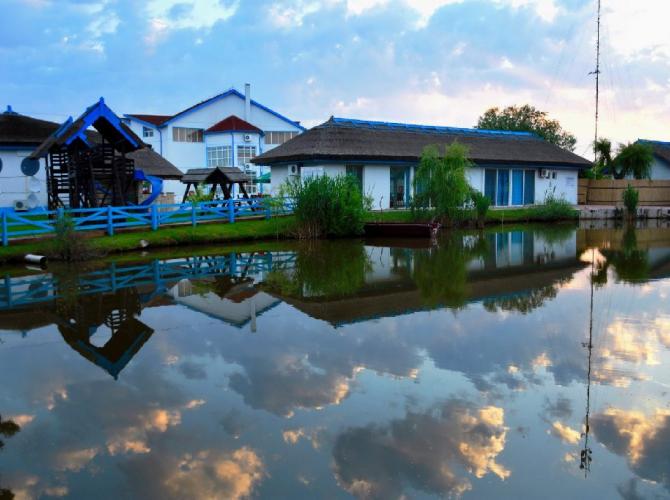 Sunrise si Satul pescaresc 