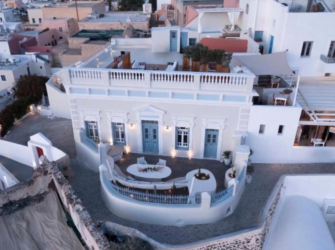 Oia Mansion
