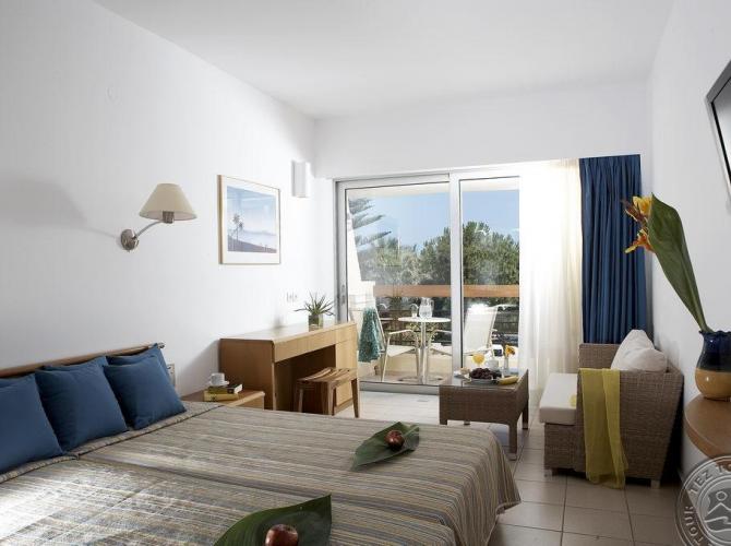PHAEA CRETAN MALIA