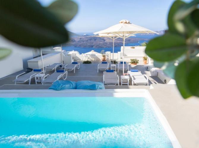 Pantelia Suites