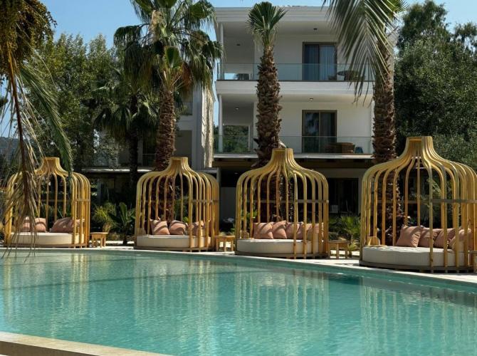 NŪSA suites & villas