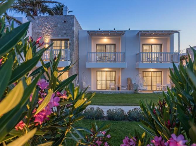 White Pearls Luxury Suites